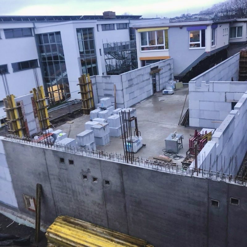 afb27527-4a00-4494-9a6b-25cddc0d78a0